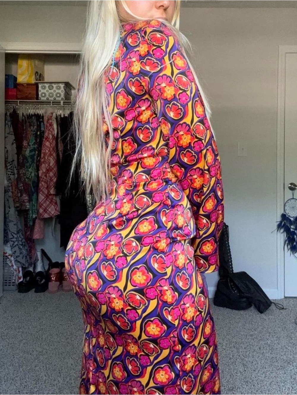 Nasty Gal Pink Multi Floral Keyhole Long Sleeve Maxi Dress with Cutouts Size 6 - Picture 2 of 8